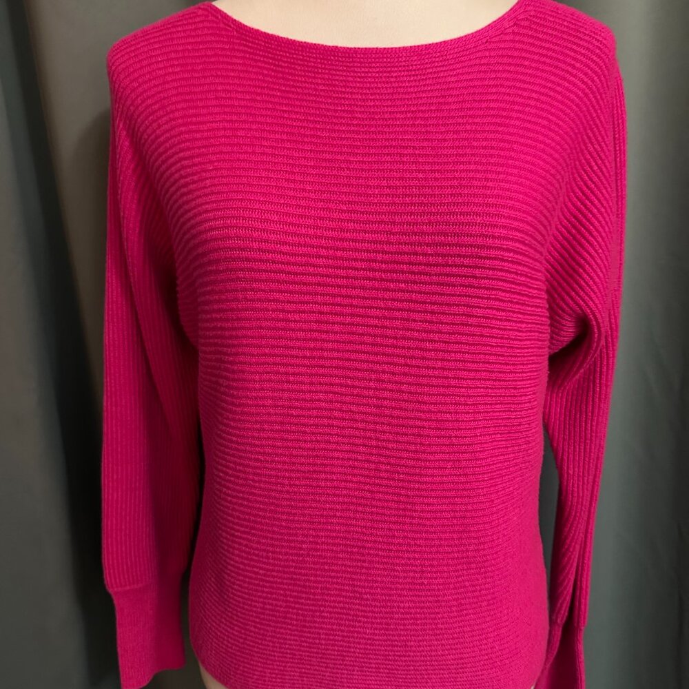 JCP Pink Ribbed Knit Boat Neck Sweater Women’s M (Estimated)